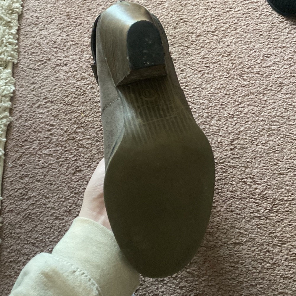 Booties - Picture 3 of 4